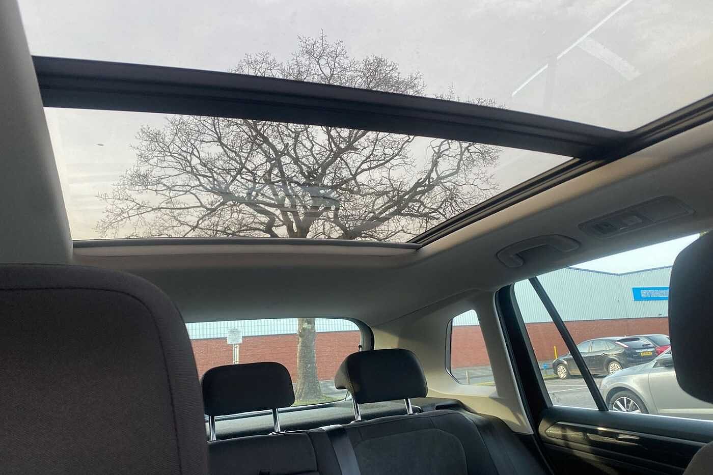 Volkswagen Tiguan PA Elegance EVO 1.5 TSI 150PS 7-speed DSG 5 door + WINTER PK