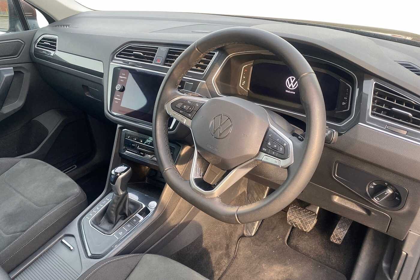 Volkswagen Tiguan PA Elegance EVO 1.5 TSI 150PS 7-speed DSG 5 door + WINTER PK