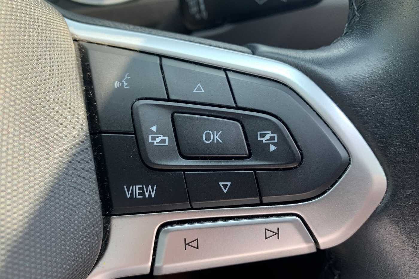 Volkswagen Tiguan 1.5 TSI (150ps) Life EVO Manual 5 door