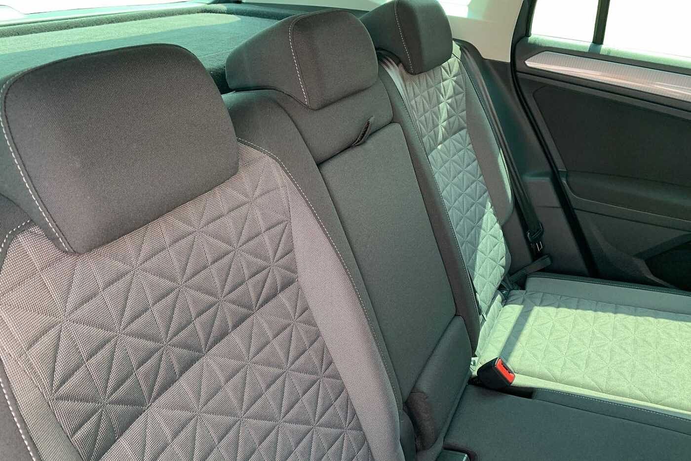 Volkswagen Tiguan 1.5 TSI (150ps) Life EVO Manual 5 door